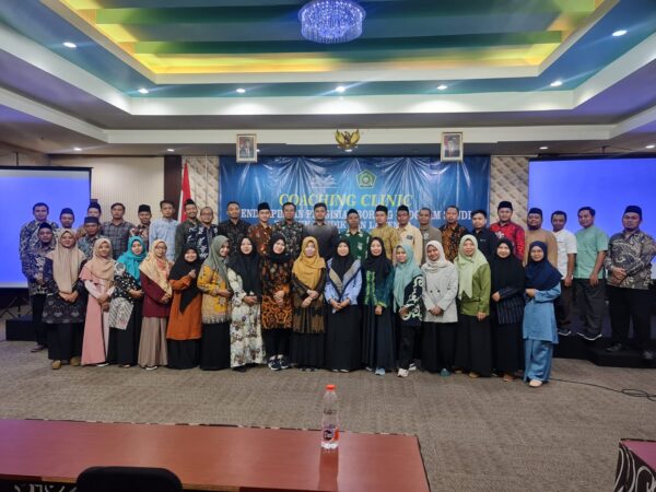 Dosen STIT Al Urwatul Wutsqo Jombang Tingkatkan Kompetensi Melalui Coaching Clinic Pengisian Borang Program Studi Rumpun Lamdik dan Lamemba